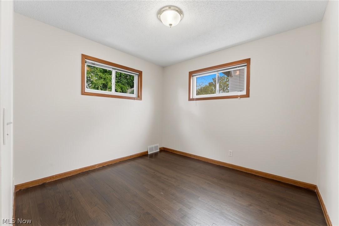 1307 23rd Street NE Canton OH 44714
