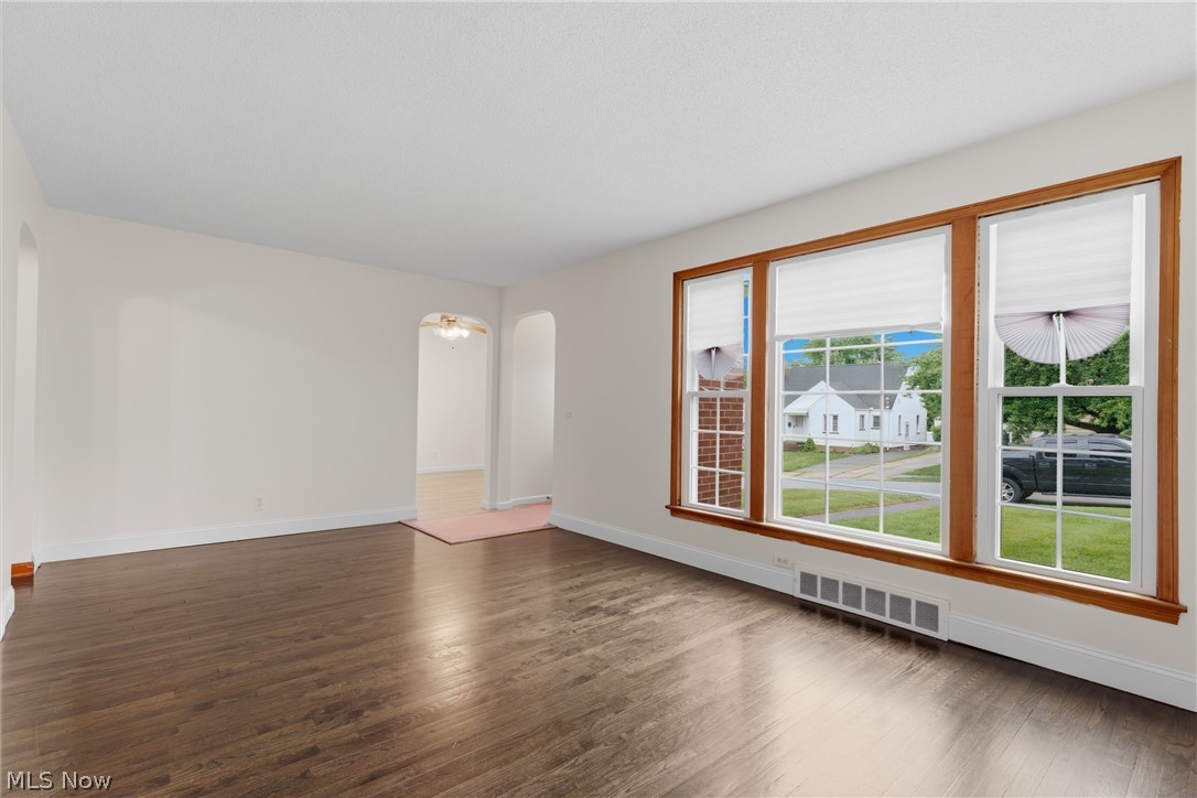 1307 23rd Street NE Canton OH 44714