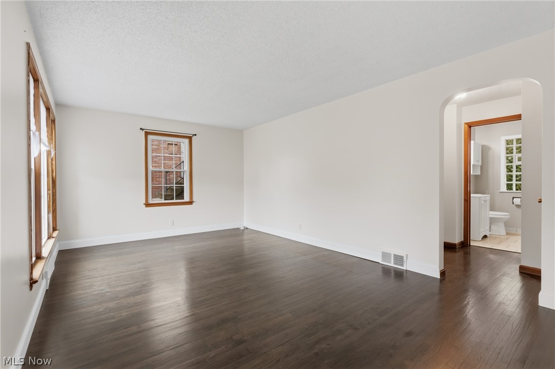 1307 23rd Street NE Canton OH 44714