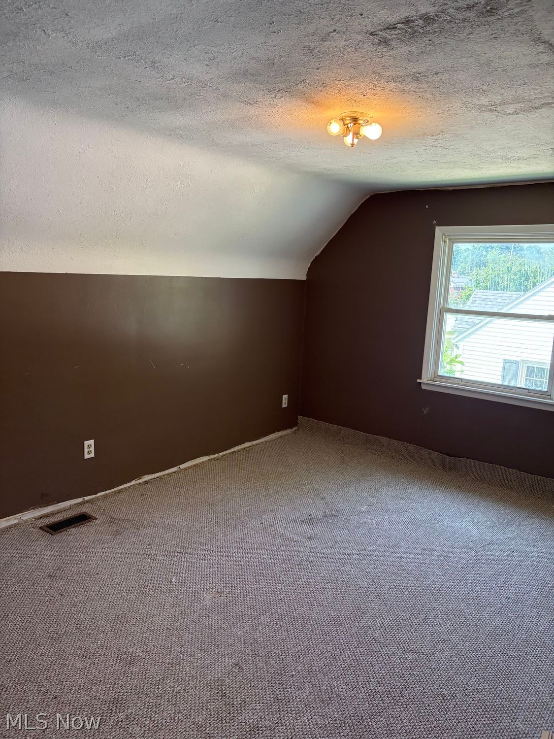 1929 W 16th Street Ashtabula OH 44004