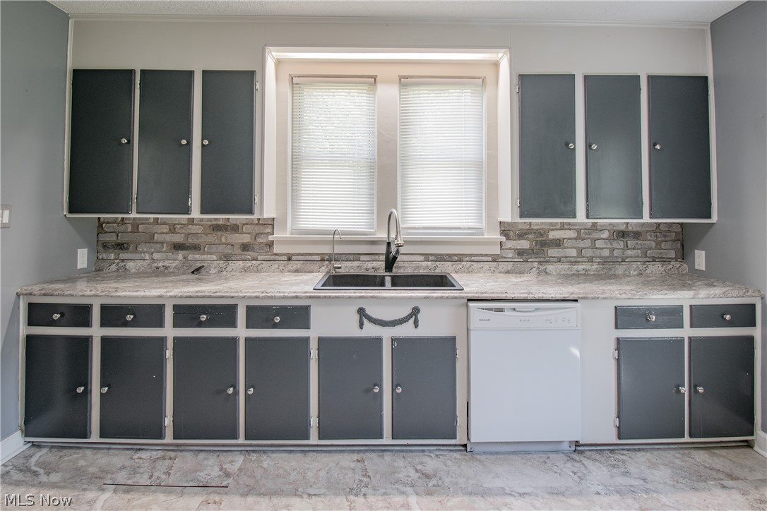1042 Newton Street Tallmadge OH 44278
