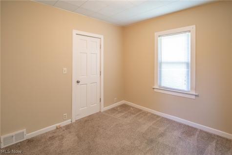 1042 Newton Street Tallmadge OH 44278