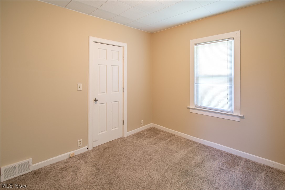 1042 Newton Street Tallmadge OH 44278