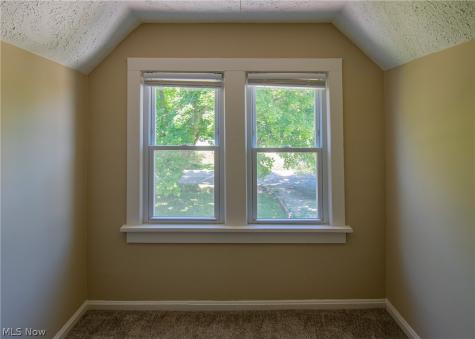 1042 Newton Street Tallmadge OH 44278