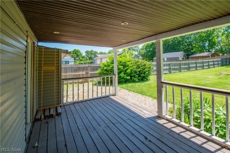 1042 Newton Street Tallmadge OH 44278