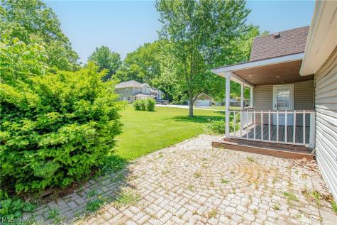 1042 Newton Street Tallmadge OH 44278