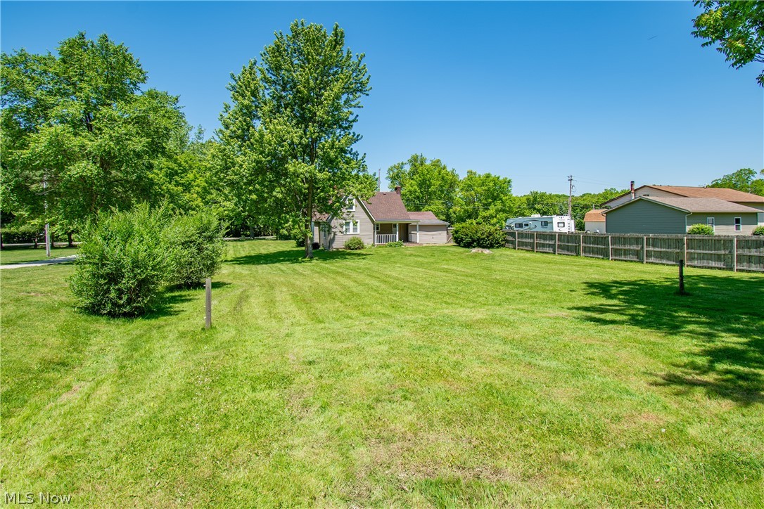 1042 Newton Street Tallmadge OH 44278