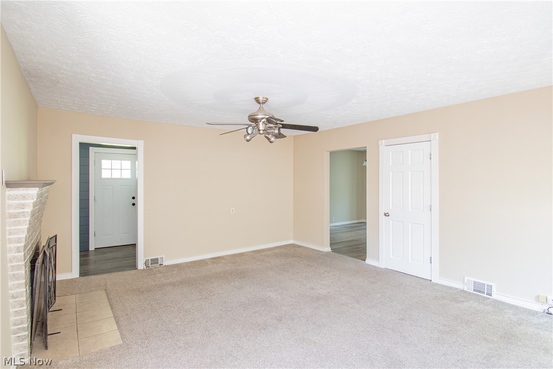 1042 Newton Street Tallmadge OH 44278
