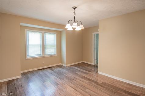 1042 Newton Street Tallmadge OH 44278