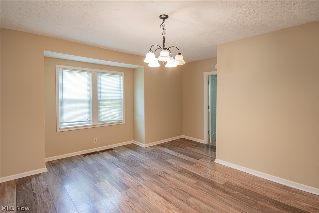 1042 Newton Street Tallmadge OH 44278