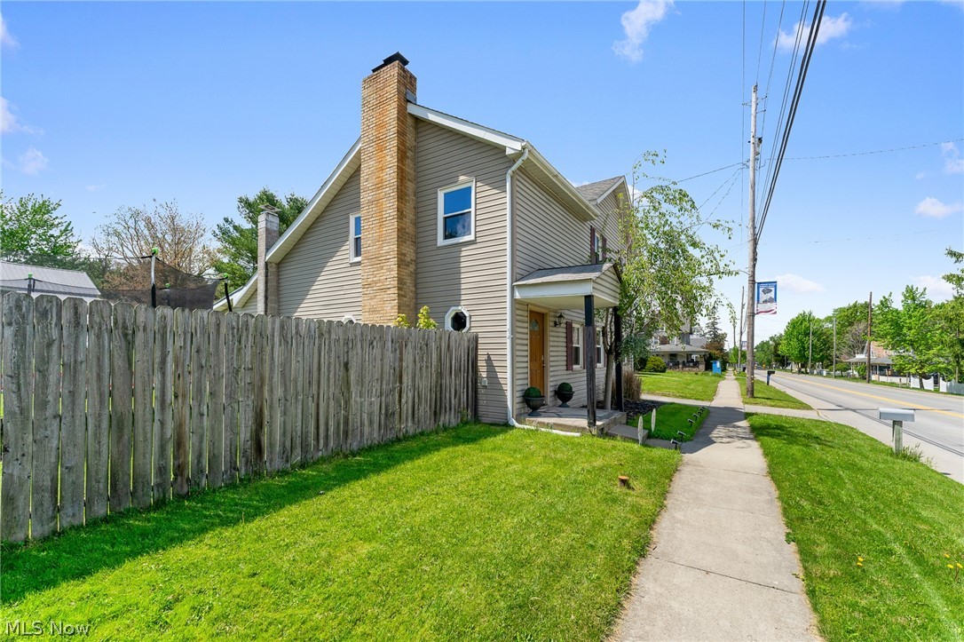14092 Youngstown Pittsburgh Road Petersburg OH 44454