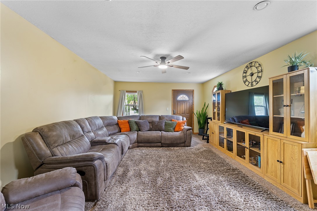 14092 Youngstown Pittsburgh Road Petersburg OH 44454