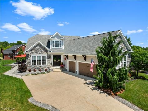 6467 Friarwood Circle NW Canton OH 44718