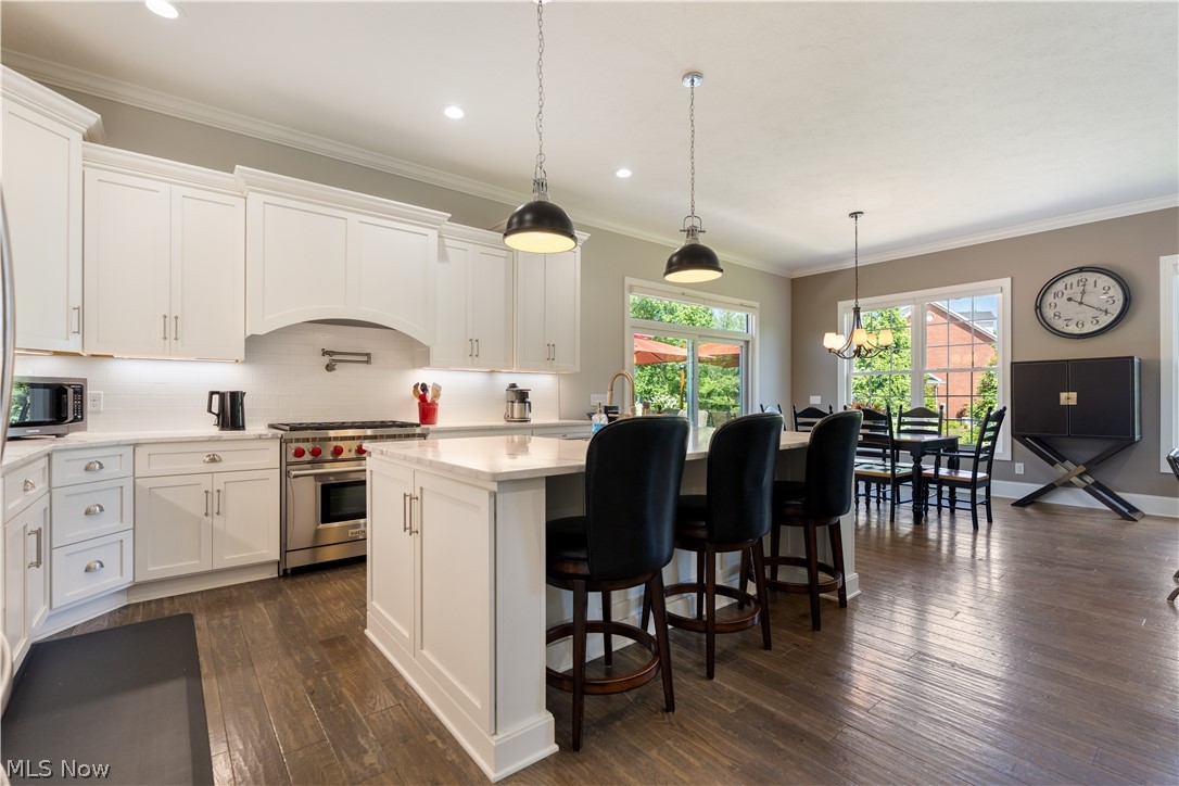 6467 Friarwood Circle NW Canton OH 44718