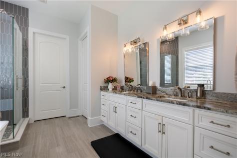 6467 Friarwood Circle NW Canton OH 44718