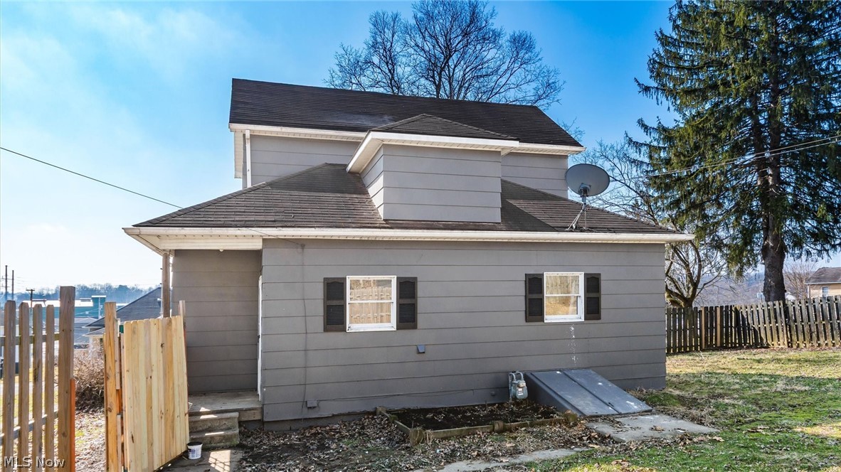 2249 Bishard Avenue Cambridge OH 43725