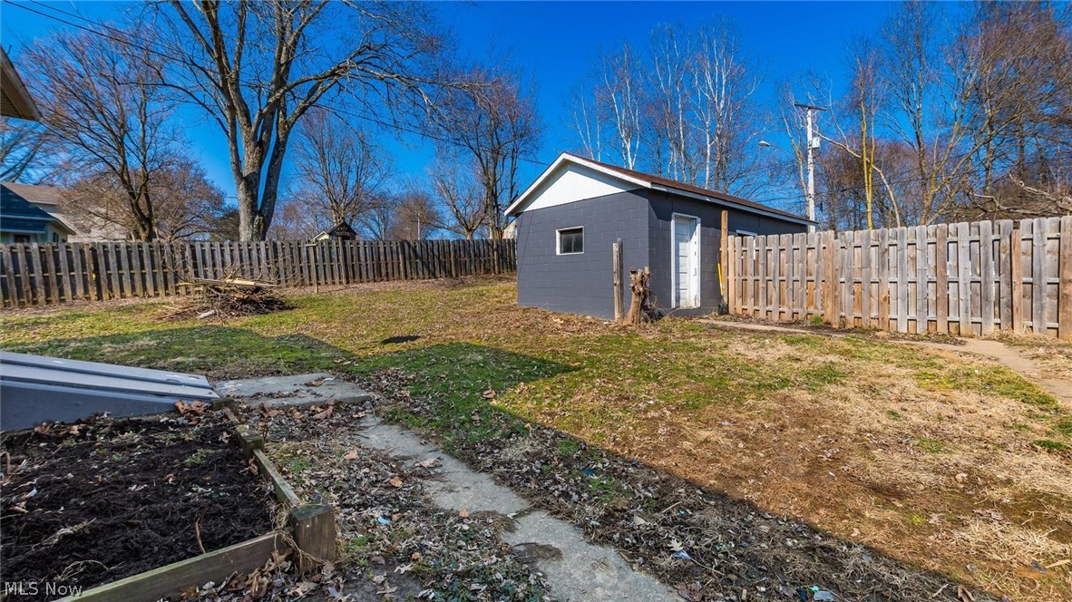 2249 Bishard Avenue Cambridge OH 43725