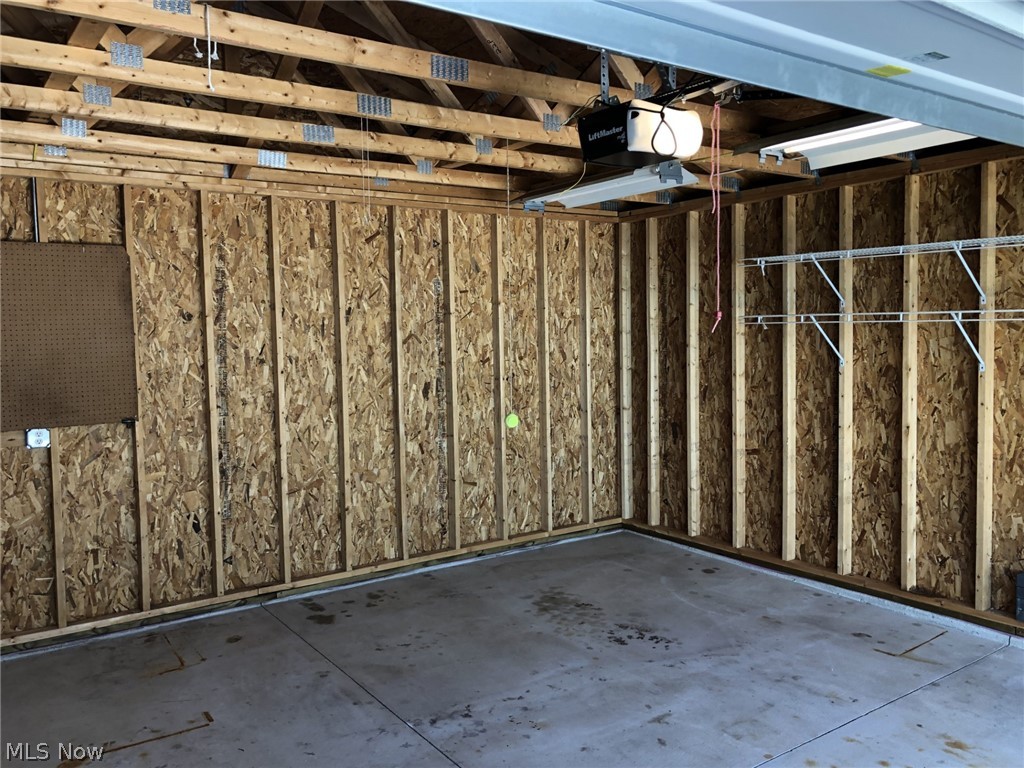 6805 Meadowbrook Avenue Cleveland OH 44144