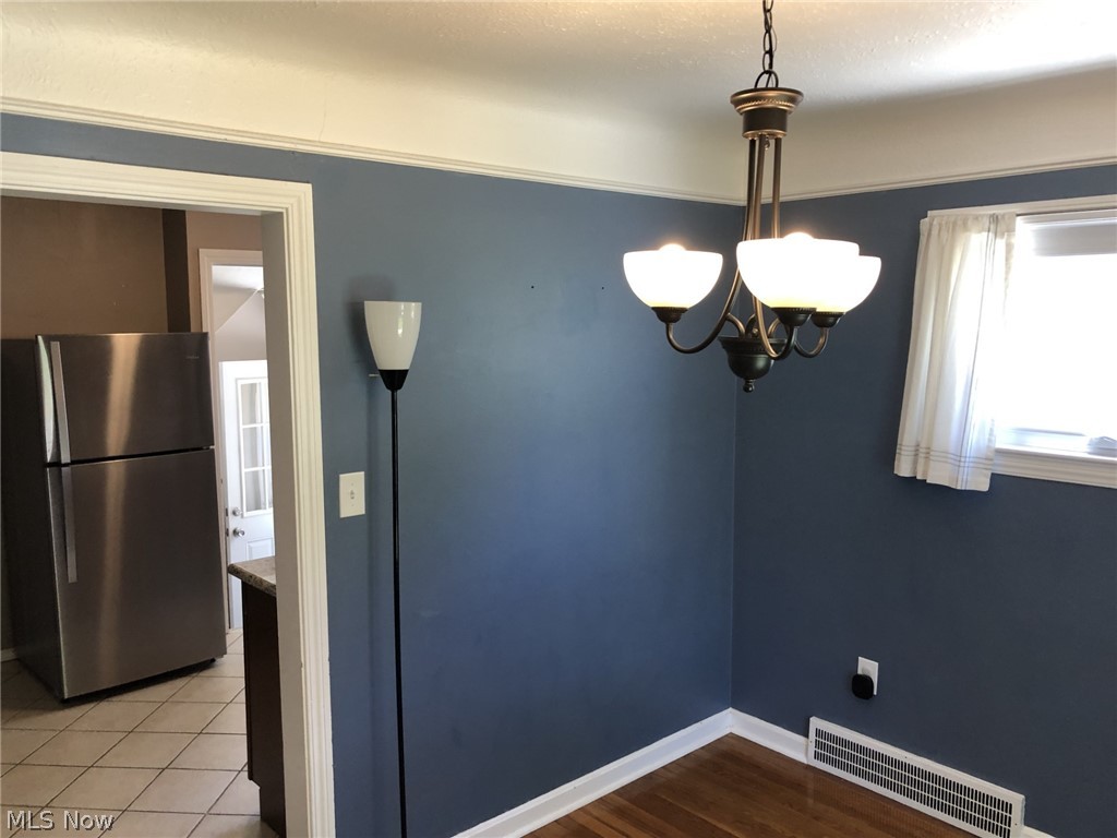 6805 Meadowbrook Avenue Cleveland OH 44144