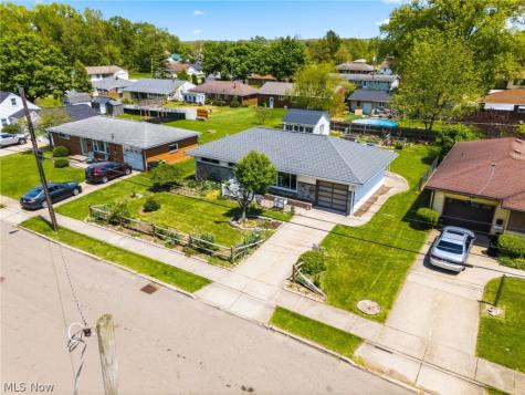 1002 15th Street SW Massillon OH 44647