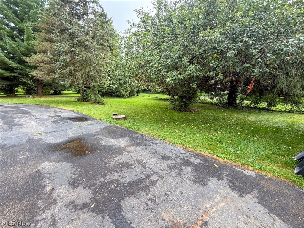 5679 Youngstown Kingsville Road NE Cortland OH 44410