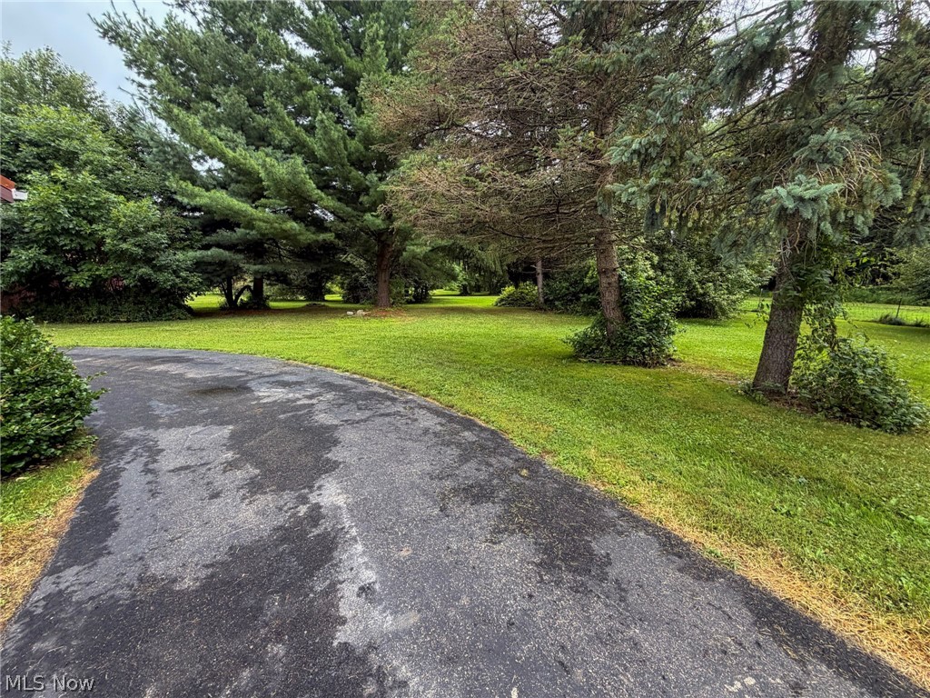 5679 Youngstown Kingsville Road NE Cortland OH 44410