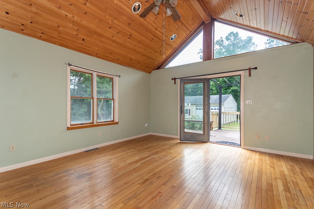 592 E Garfield Road Aurora OH 44202