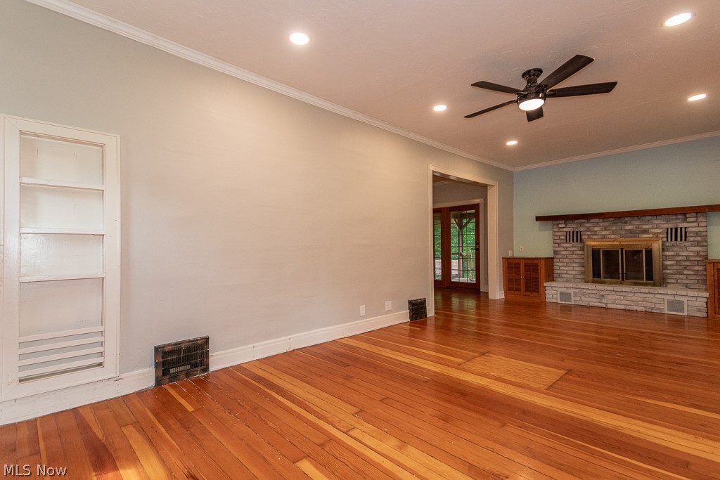 592 E Garfield Road Aurora OH 44202