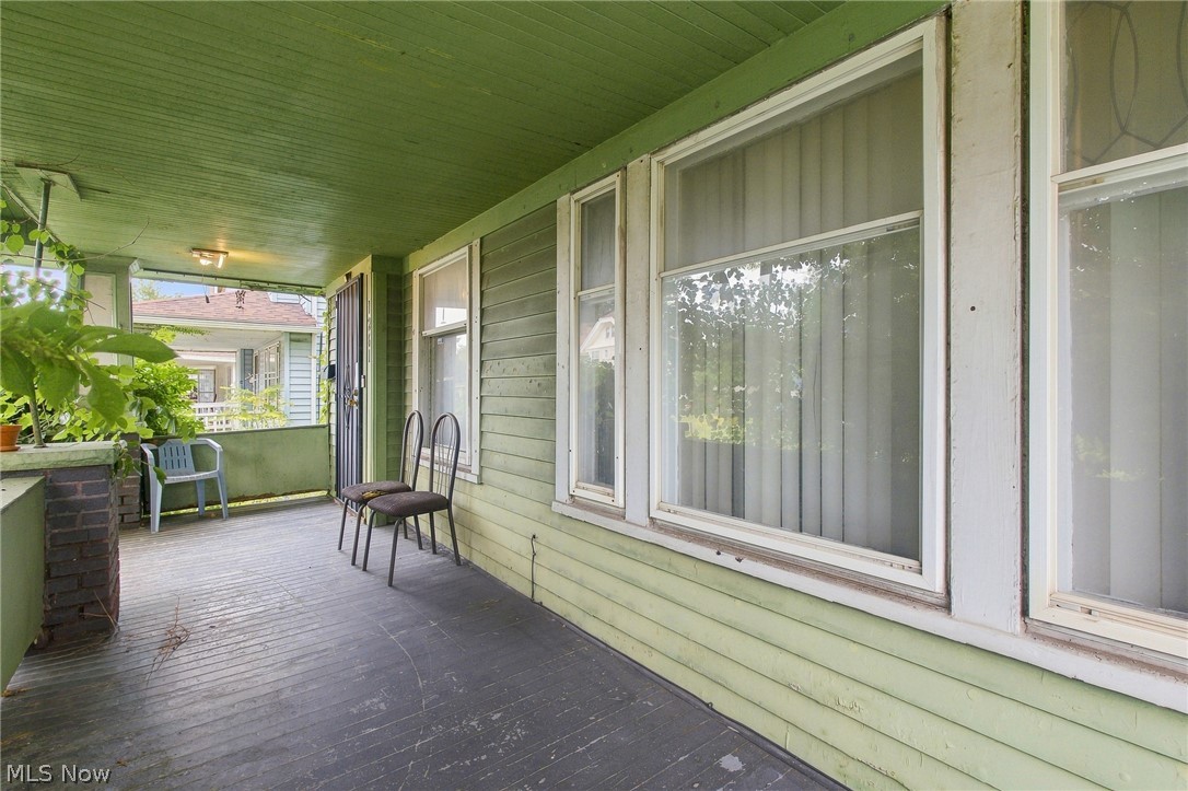 1261 E 135th Street East Cleveland OH 44112