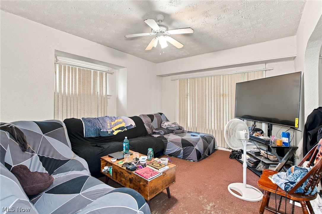 1261 E 135th Street East Cleveland OH 44112