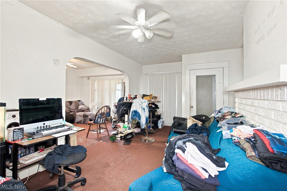 1261 E 135th Street East Cleveland OH 44112