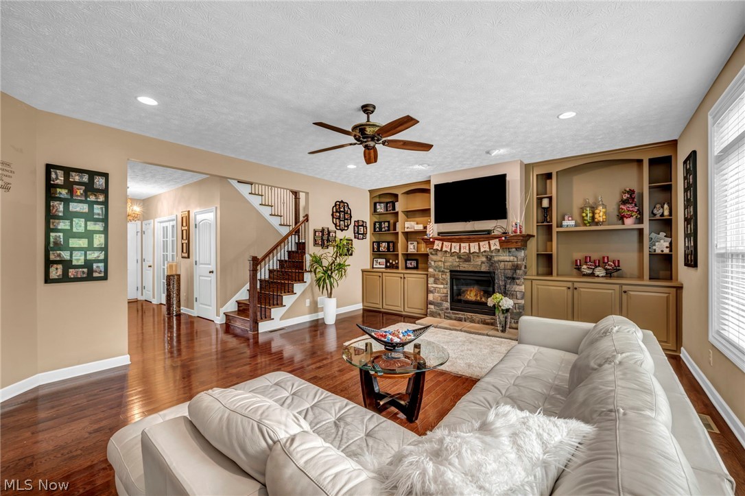 8006 Dovegate Circle Mentor OH 44060