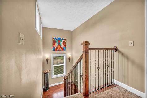 8006 Dovegate Circle Mentor OH 44060