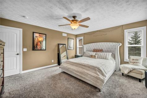 8006 Dovegate Circle Mentor OH 44060