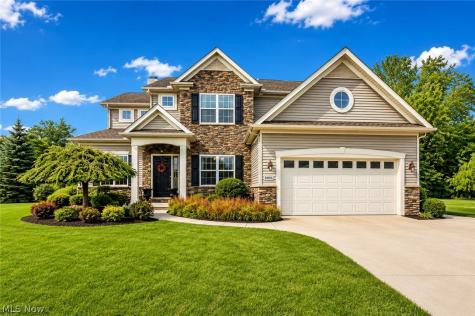 8006 Dovegate Circle Mentor OH 44060