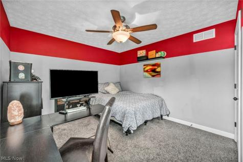 8006 Dovegate Circle Mentor OH 44060