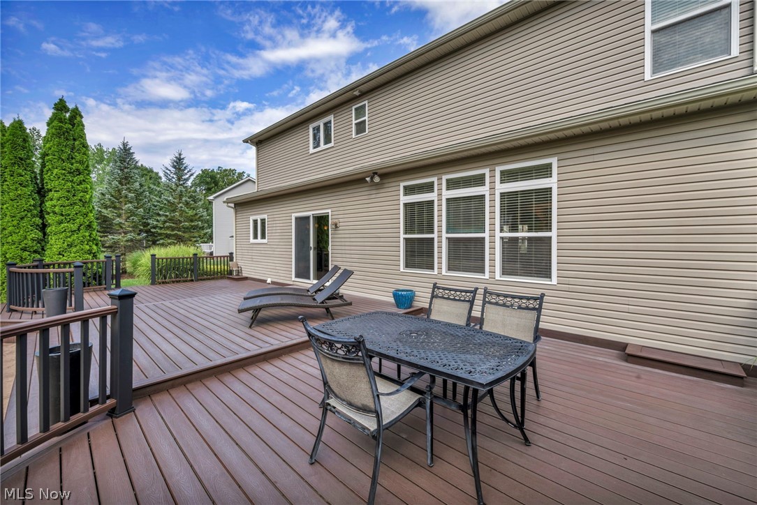 8006 Dovegate Circle Mentor OH 44060