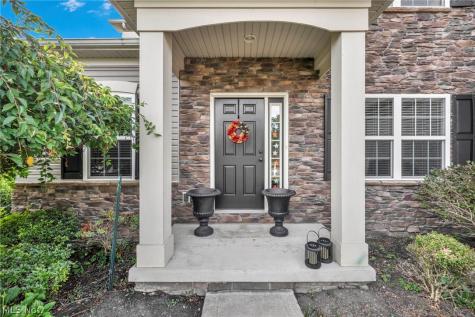 8006 Dovegate Circle Mentor OH 44060