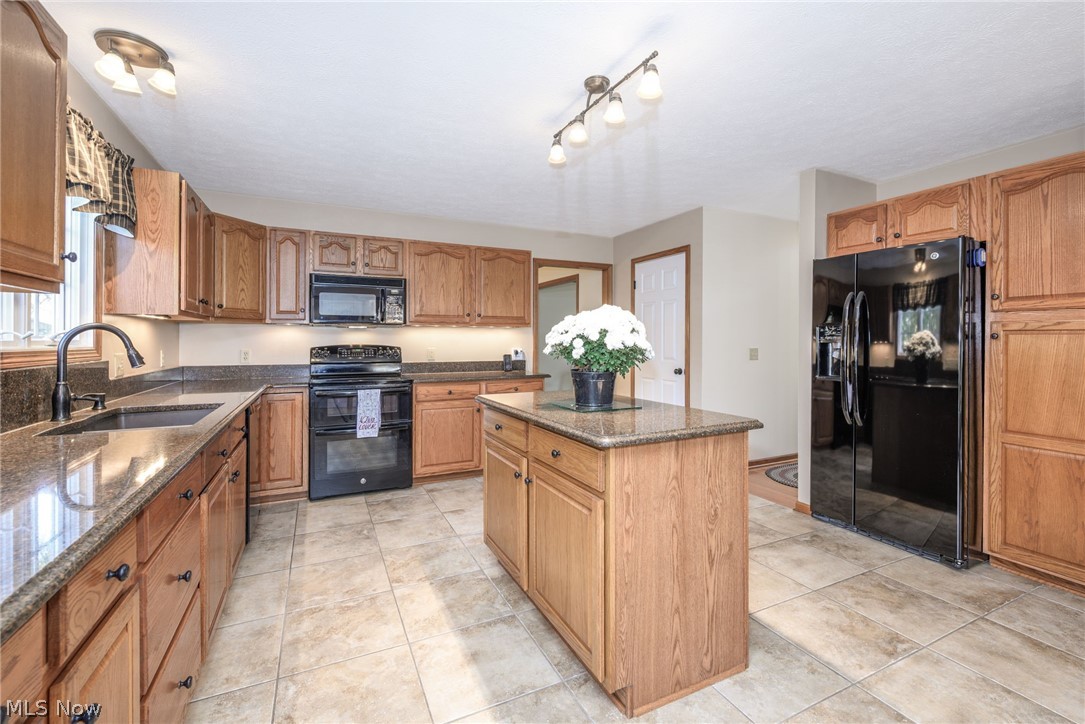 425 Middlestone Way Cuyahoga Falls OH 44223