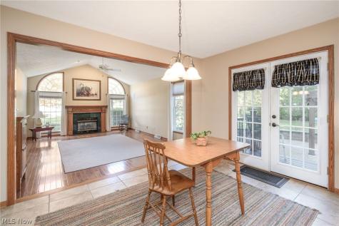 425 Middlestone Way Cuyahoga Falls OH 44223