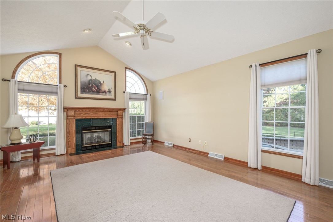 425 Middlestone Way Cuyahoga Falls OH 44223