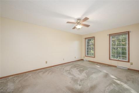 425 Middlestone Way Cuyahoga Falls OH 44223