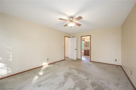 425 Middlestone Way Cuyahoga Falls OH 44223