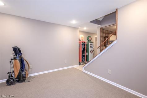 425 Middlestone Way Cuyahoga Falls OH 44223