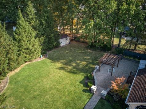 425 Middlestone Way Cuyahoga Falls OH 44223
