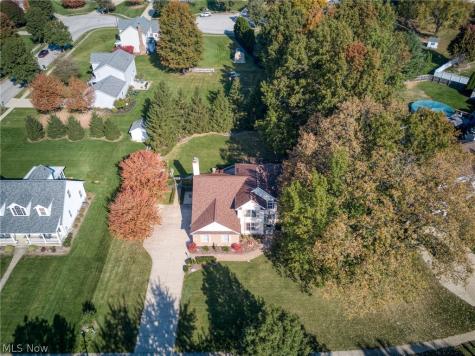 425 Middlestone Way Cuyahoga Falls OH 44223