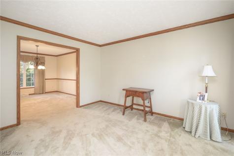425 Middlestone Way Cuyahoga Falls OH 44223