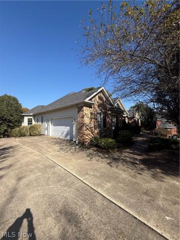 7283 Forestwood Drive Independence OH 44131