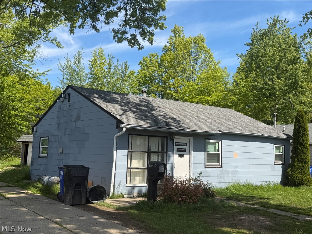 19009 Firwood Road Cleveland OH 44110