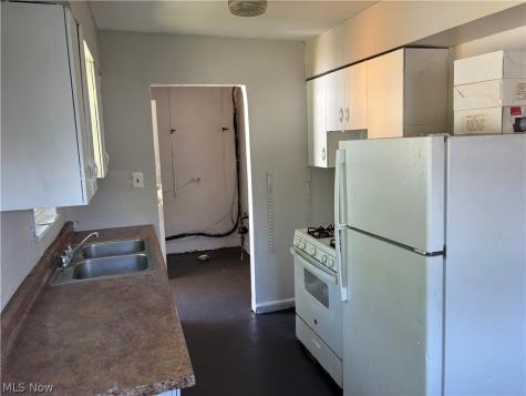 19009 Firwood Road Cleveland OH 44110